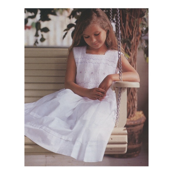 Strasburg White Smocked Embroidery Girls Cotton Sundress Spring Portrait Size 4 - Picture 1 of 7